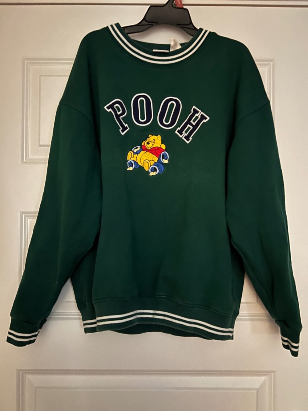 Vintage Disney Store winnie the pooh sweatshirt